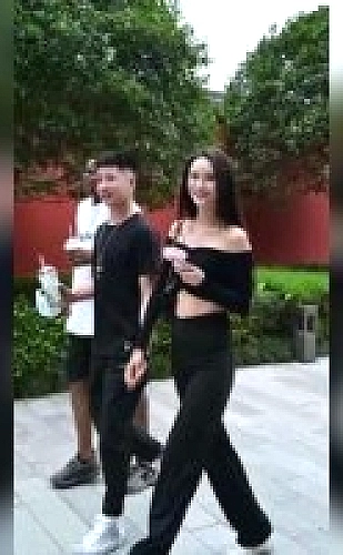国产免费观看高清电视剧1百度云 · 岁月长歌高清剧集选看